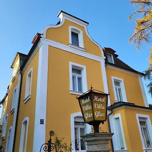 Glas Hotell